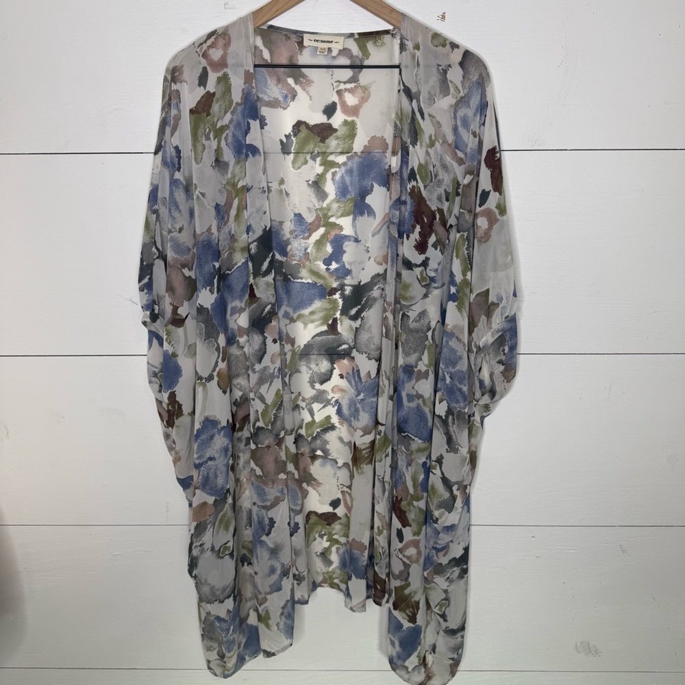 Eesome • Floral Multicolor Sheer Kimono One Size